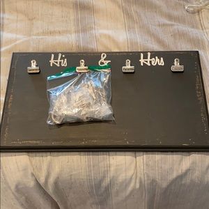 Runners bib and medal sign!